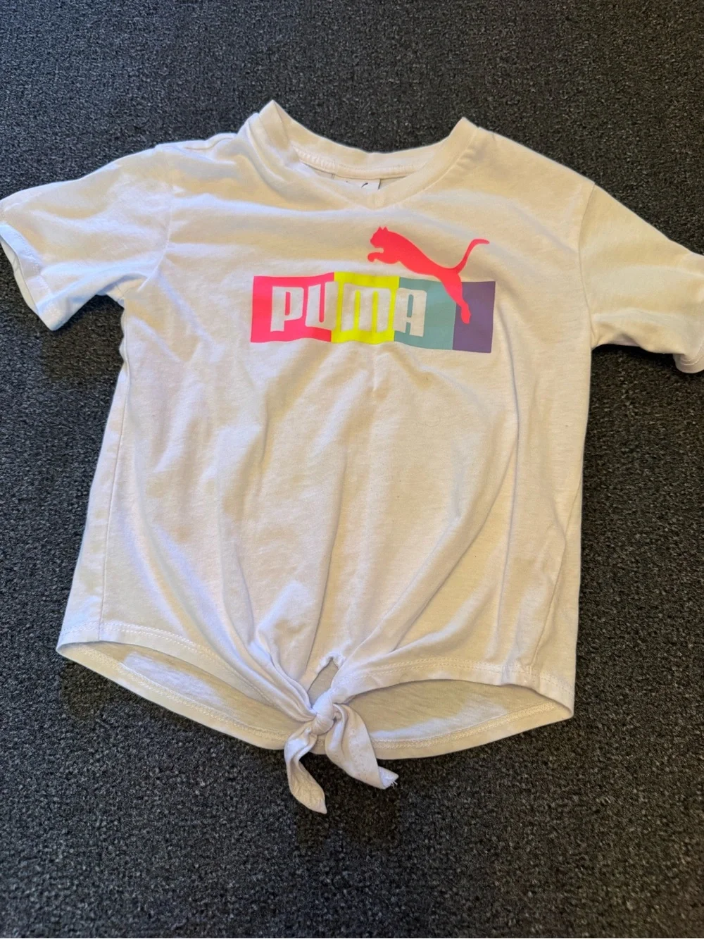 PUMA Girls' 2-Piece Active Set – White  Logo Tie-Front Tee & Neon Pink Leggings - Picture 2 of 9
